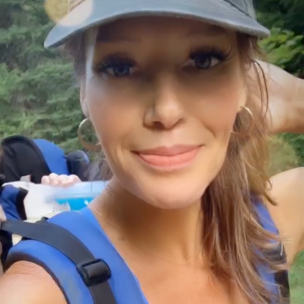 Meet your Posher, Niki